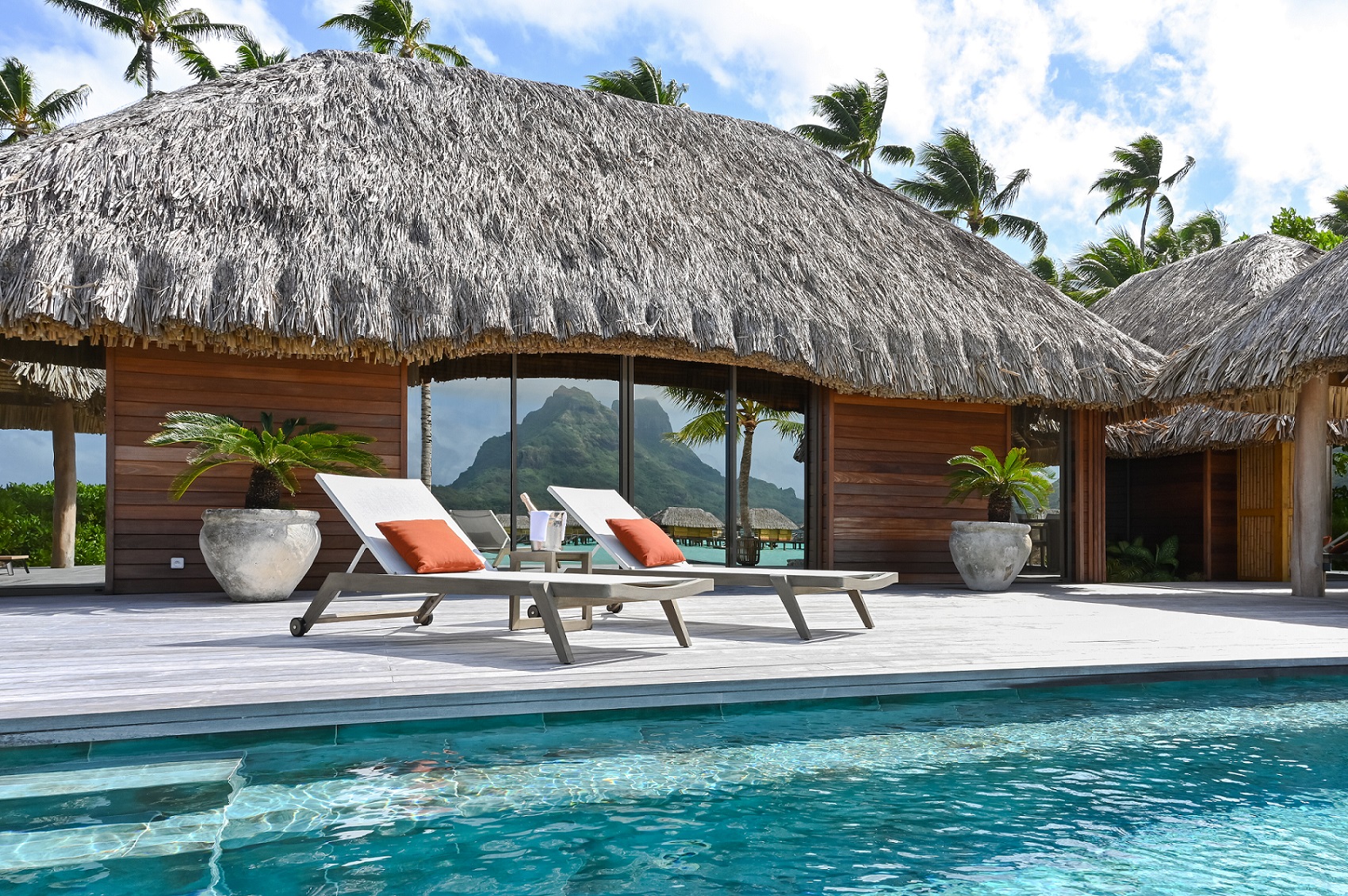 Bora Bora by Pearl, Royal Beach Villa with Pool