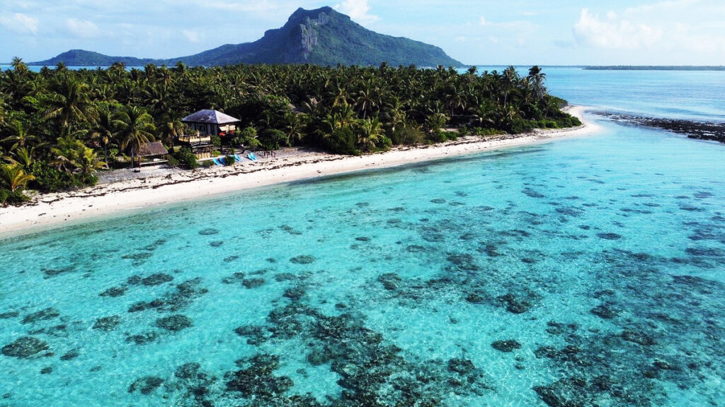 Family operated Maupiti Guesthouses, Pension Kuriri